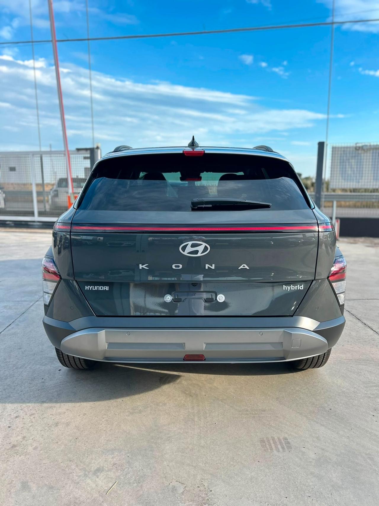 Hyundai Kona 1.6 HEV DCT Business