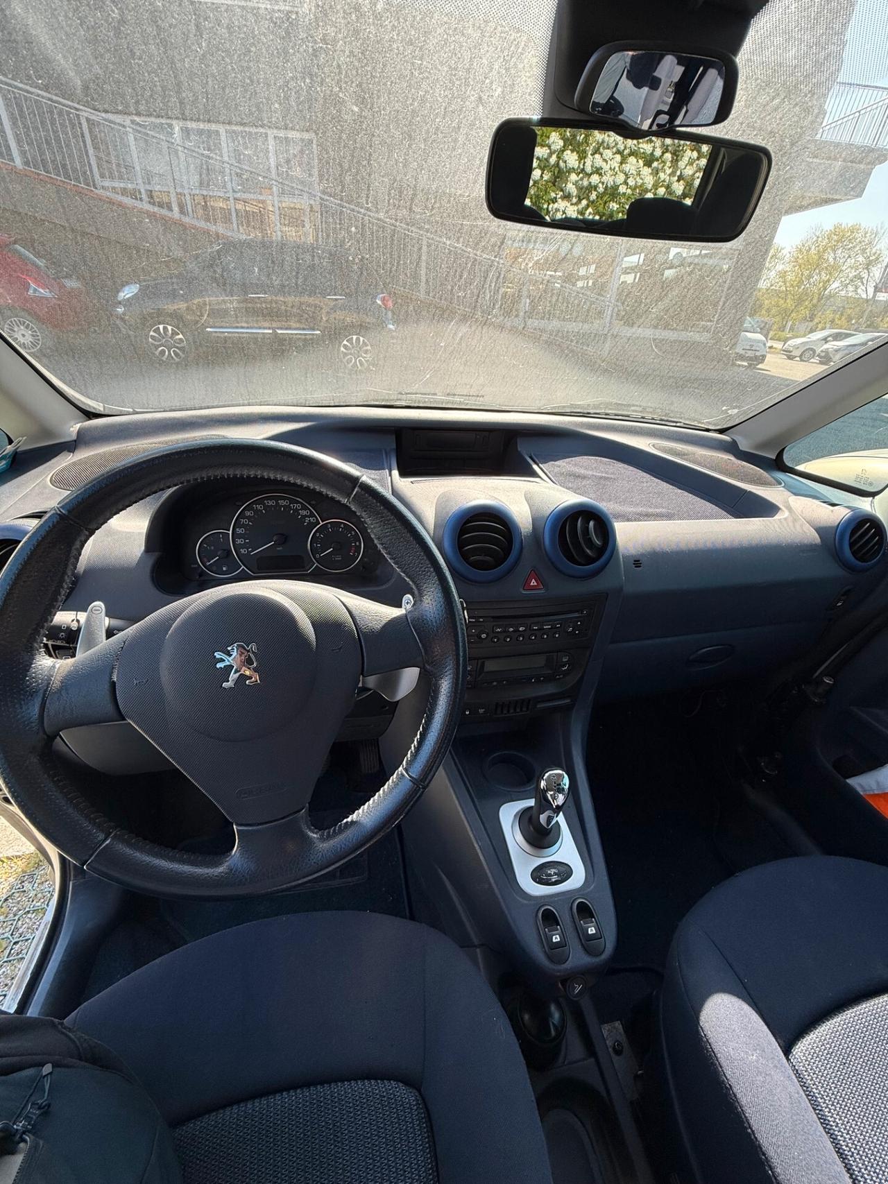 Peugeot 1007 1.6 Trendy 2Tronic