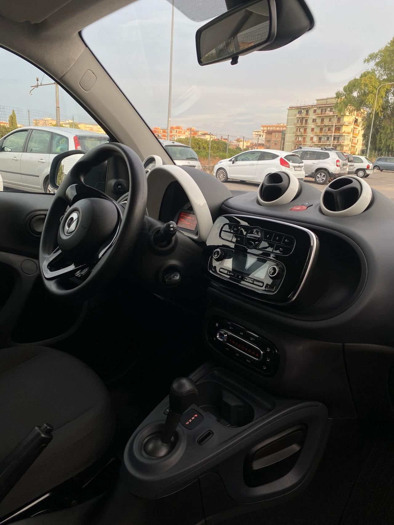 Smart ForTwo EQ Youngster