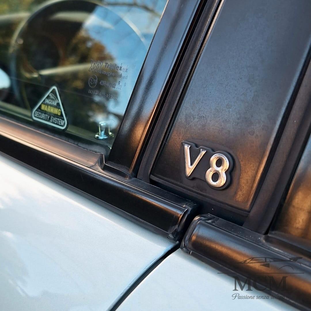 Jaguar XJ8 - 3.2 - V8 Executive - PARI AL NUOVO