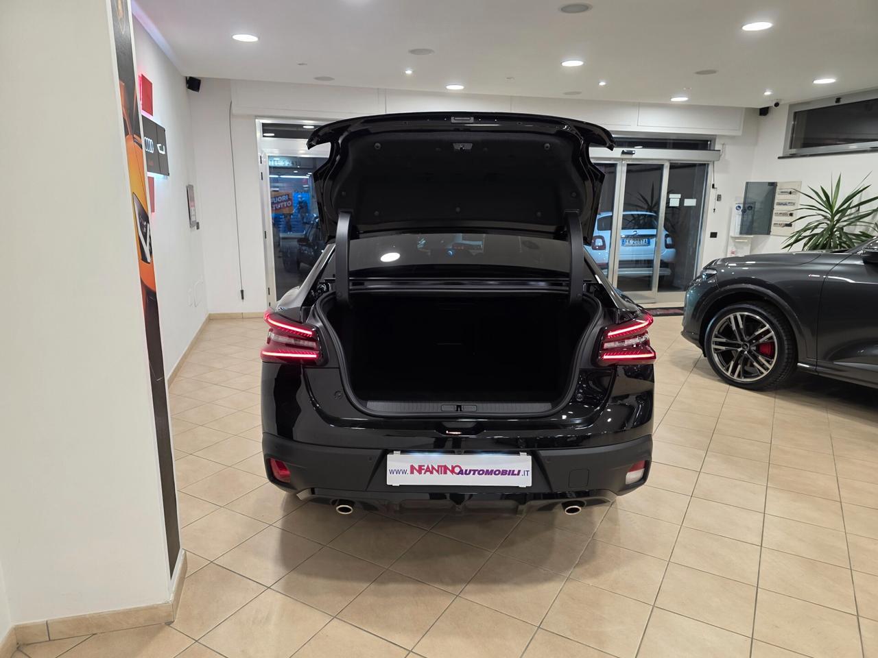 Citroen C4 X PureTech 130 S&S EAT8 Plus