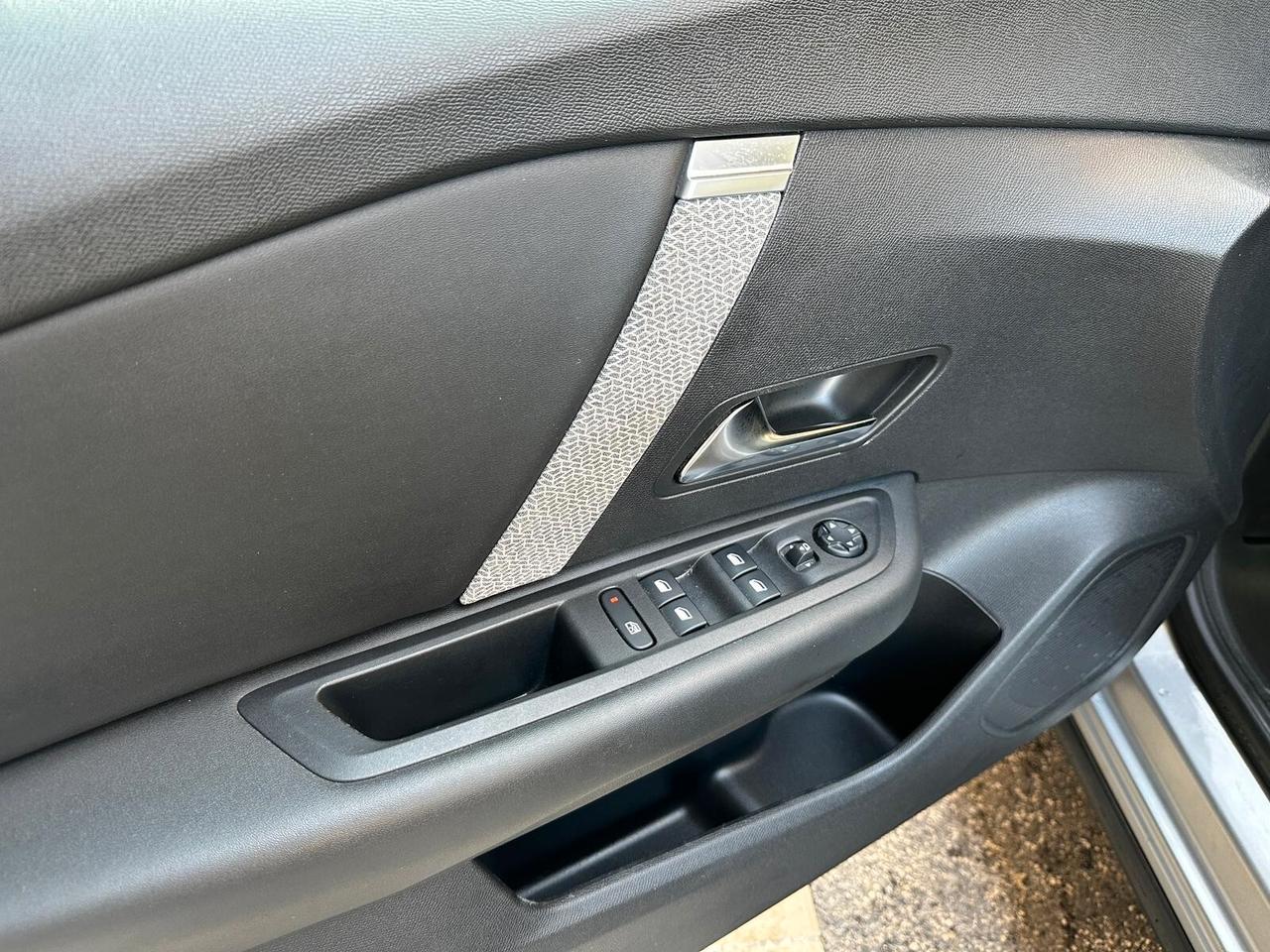 Citroen C4 Berlina 130CV EAT8 Feel Pack