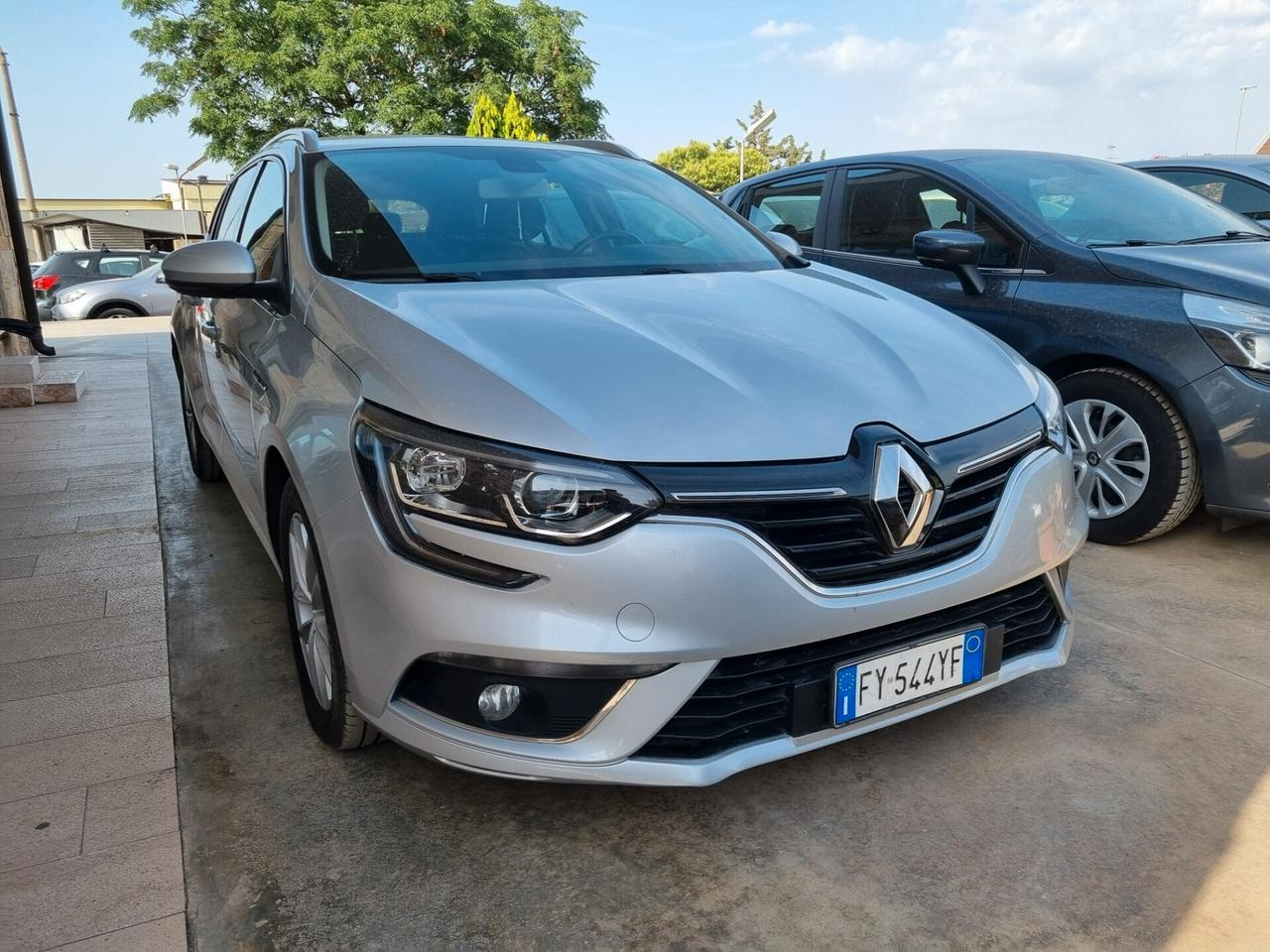 Renault Megane Mégane Sporter Blue dCi 115 CV EDC Business