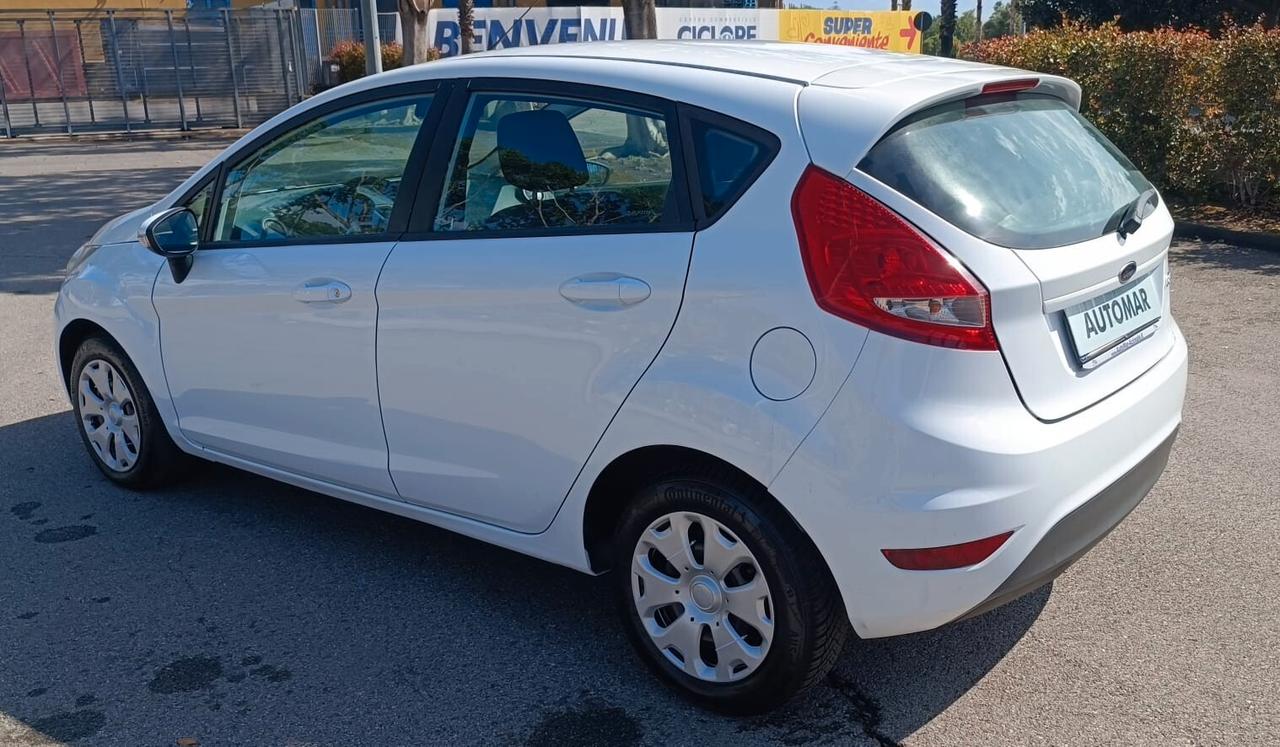 Ford Fiesta Fiesta+ 1.4 TDCi 68CV 5 porte