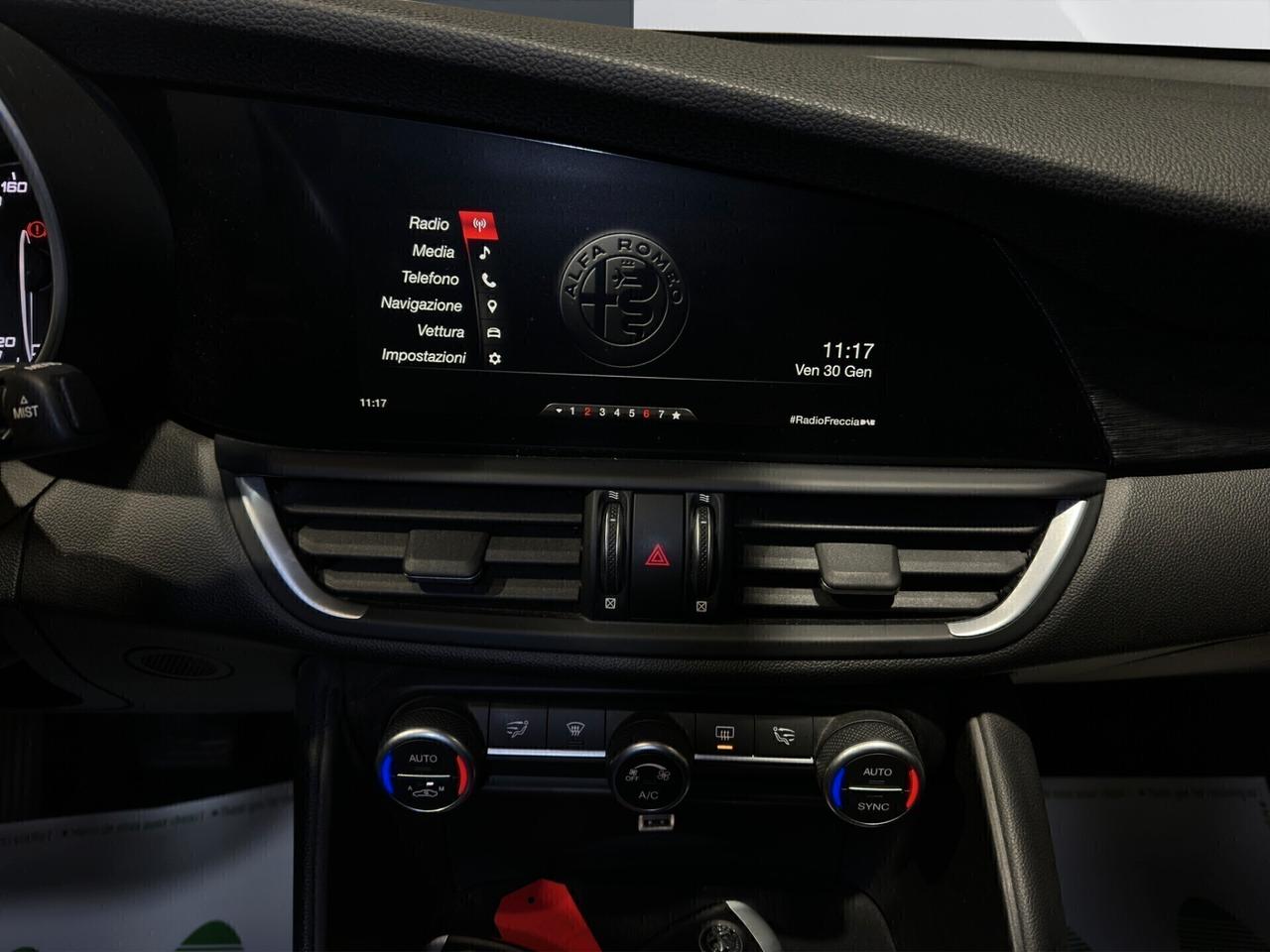 Alfa Romeo Giulia 2.2 Turbodiesel 160 CV AT8 Sport-Tech