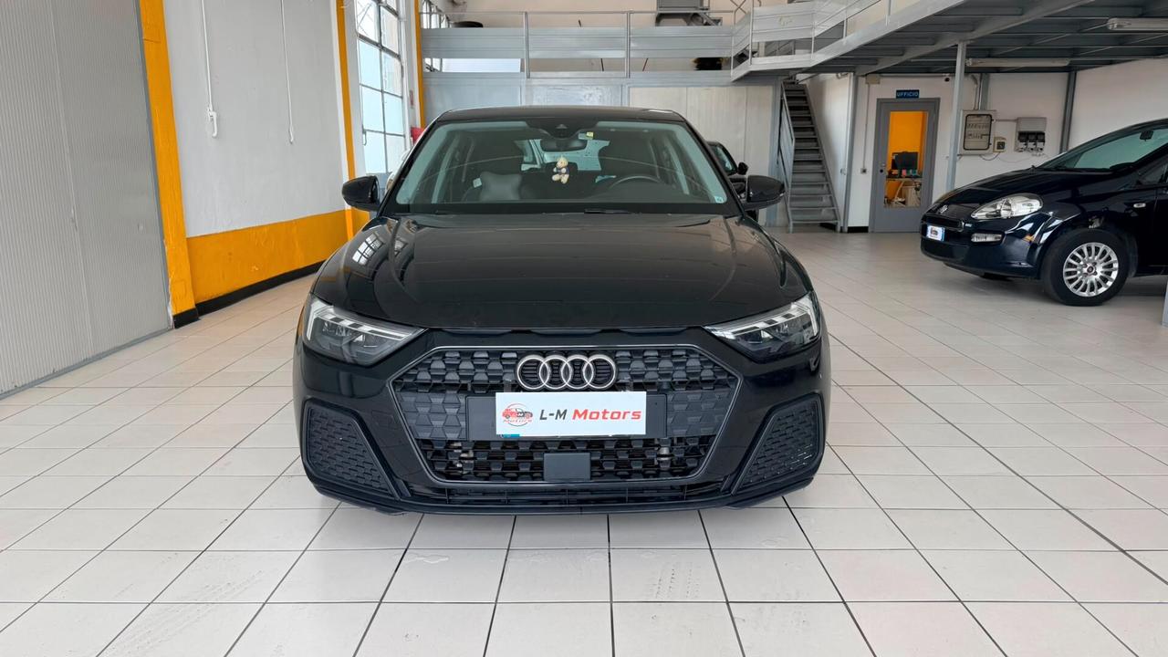 Audi A1 SPB 30 TFSI Identity Black