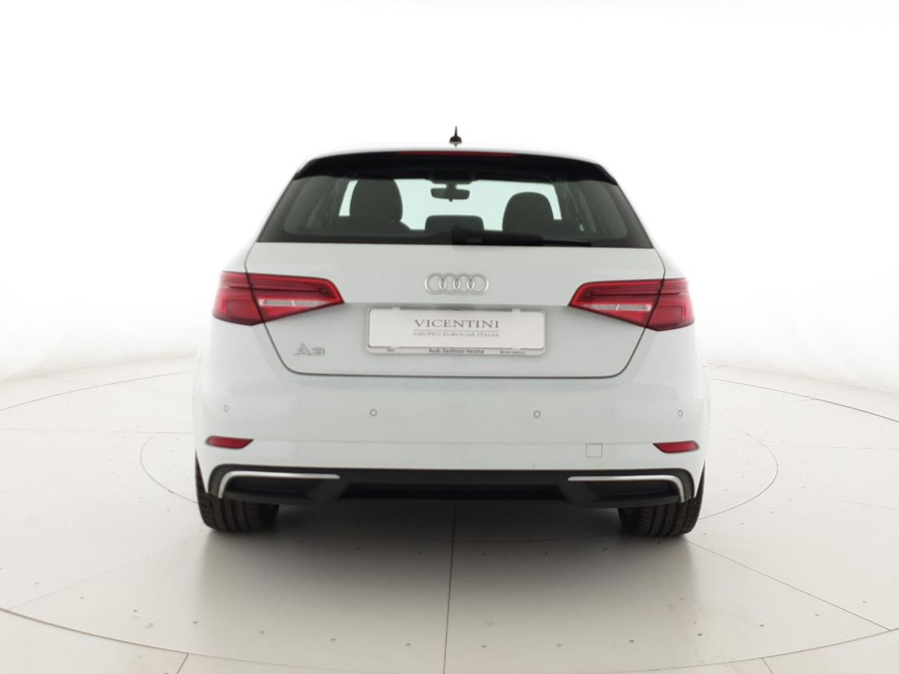 Sportback 40TFSIe 204CV S tronic Admired