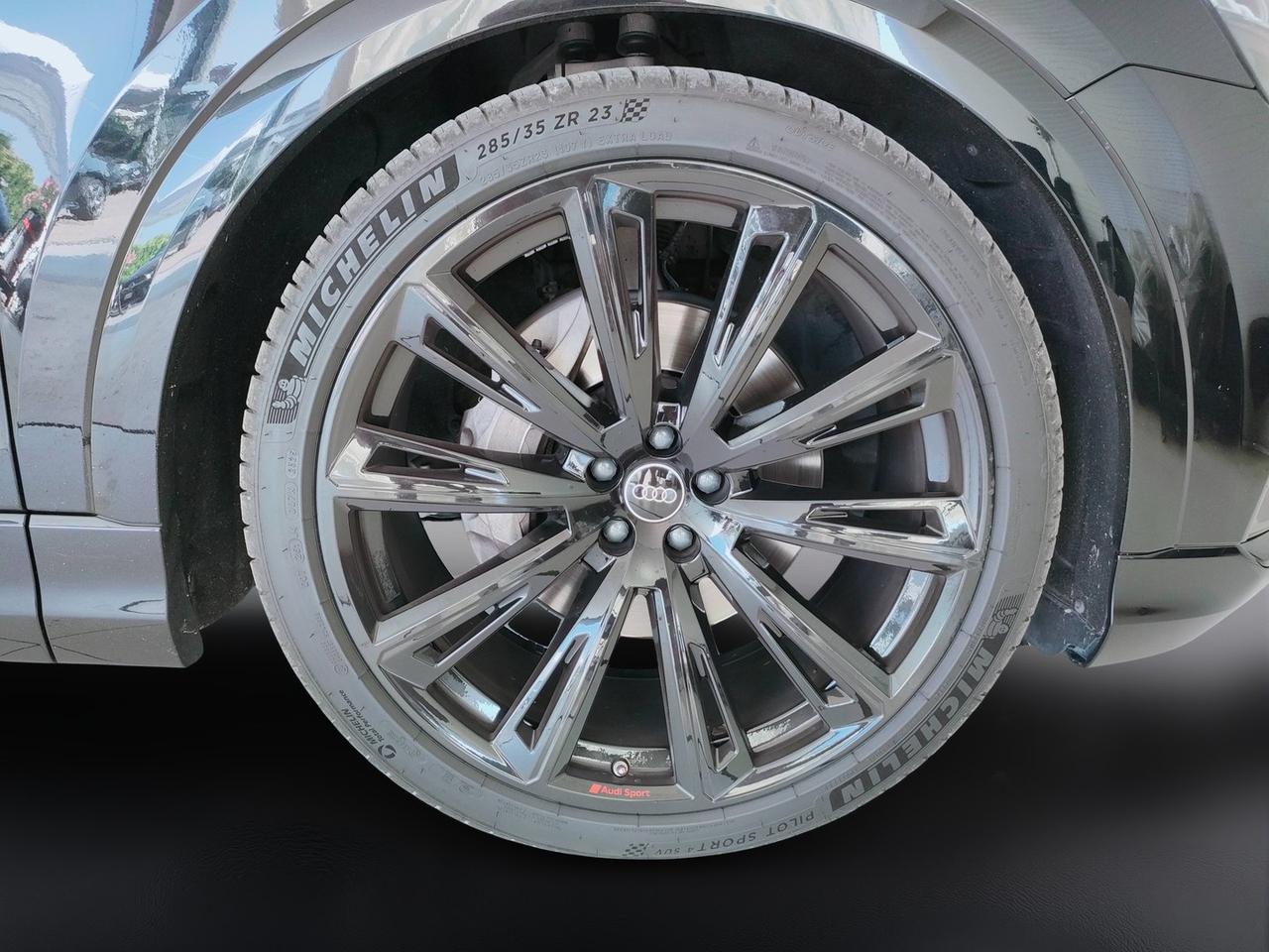 AUDI Q8 I 2018 - Q8 45 3.0 tdi mhev Sport quattro tiptronic