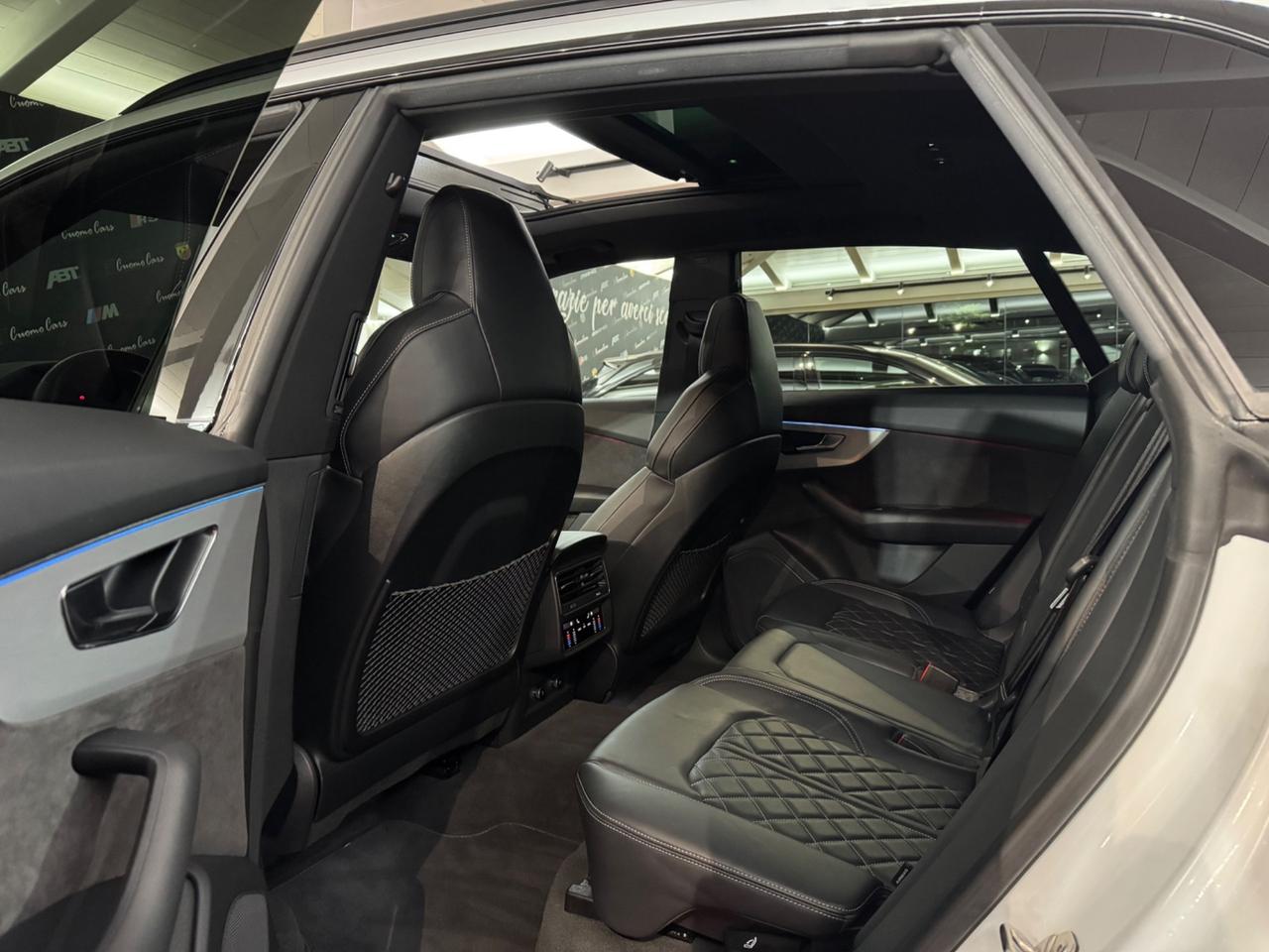 Audi Q8 50 TDI 286 CV quattro S-line