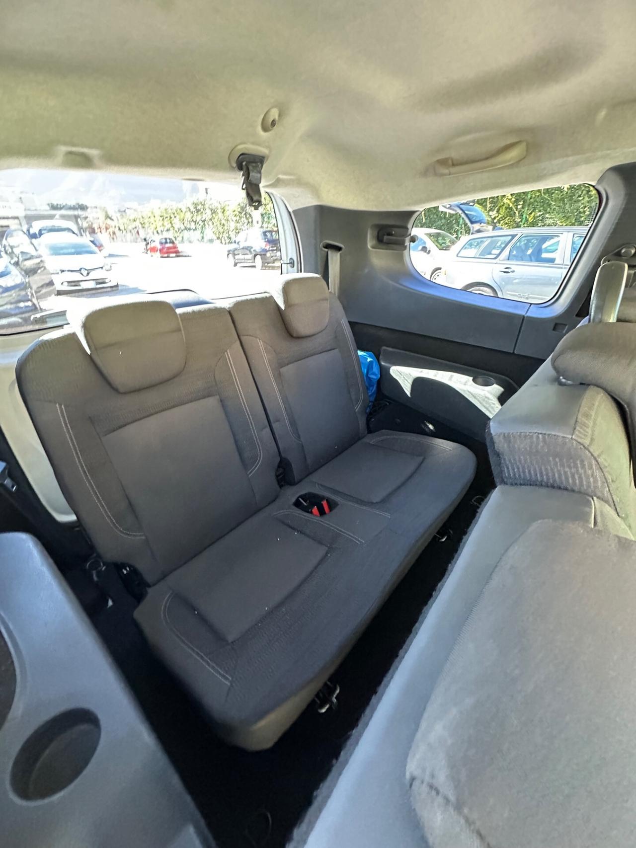 Dacia Lodgy 1.5 dCi 8V 110CV 7 posti Lauréate