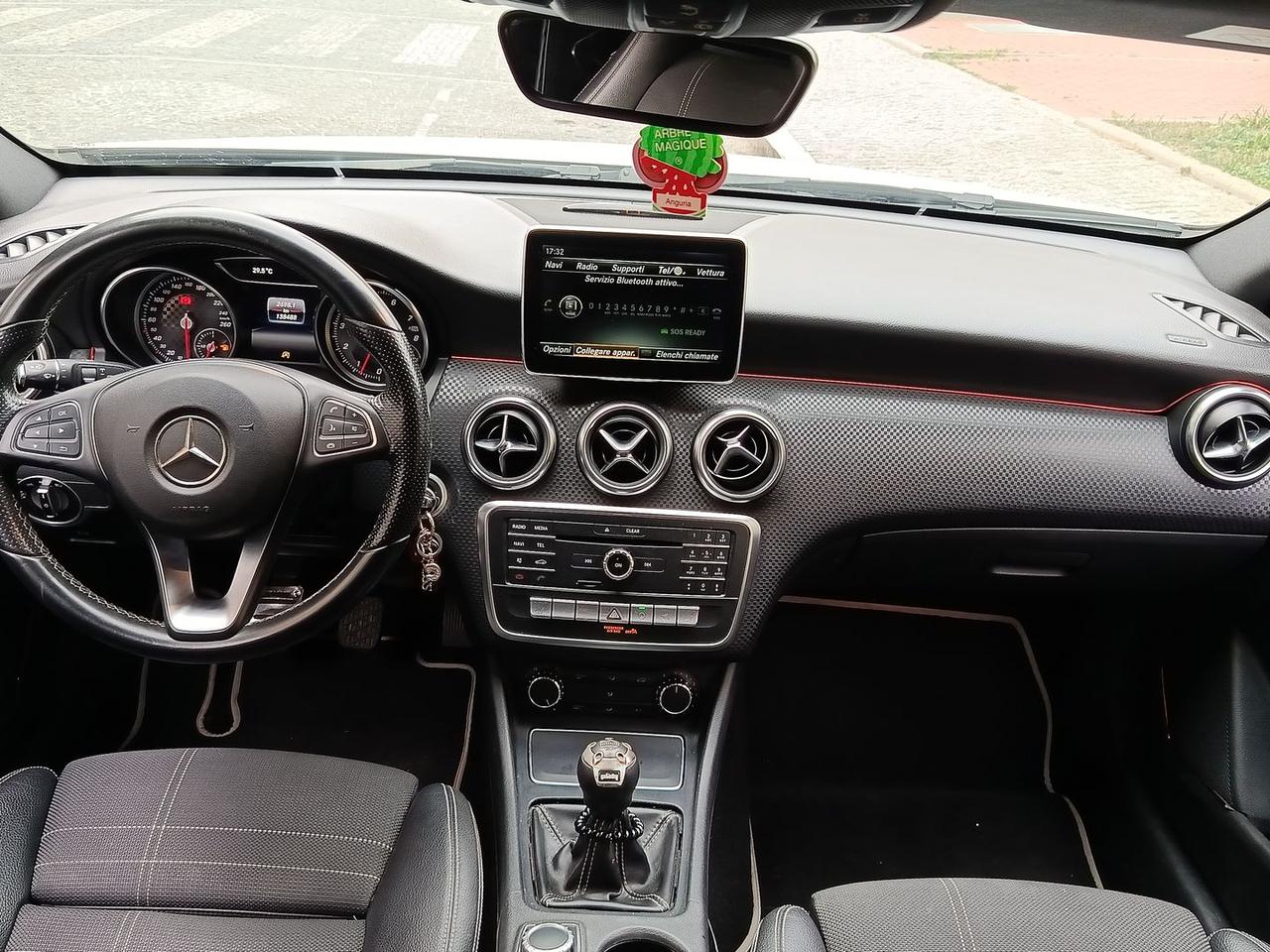 Mercedes-Benz A 180 Night Edition #6499