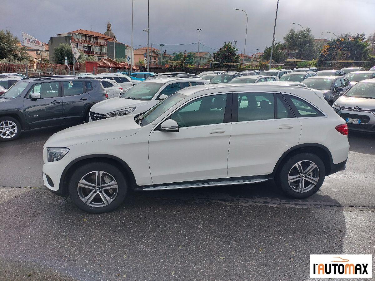 MERCEDES - Classe GLC 220 d Business 4matic auto