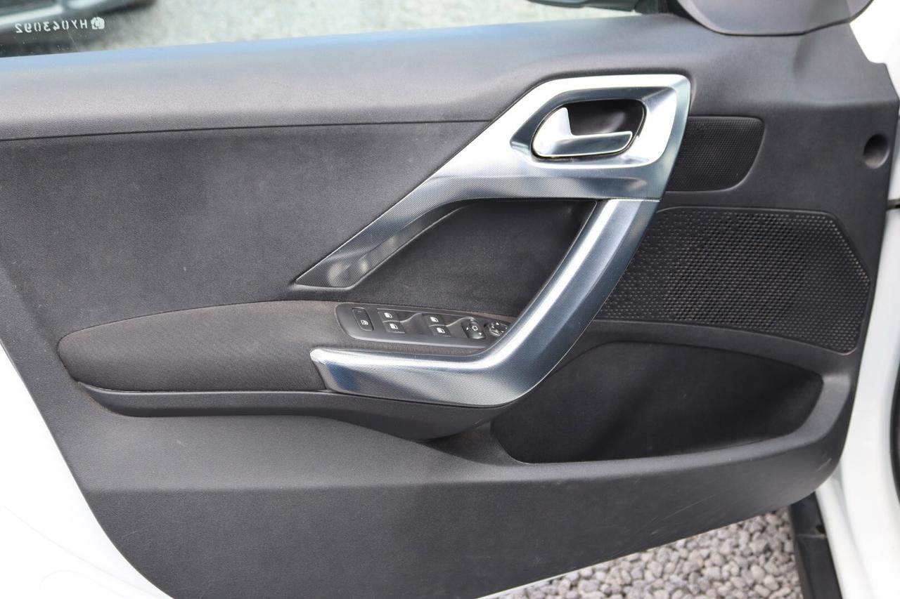 Peugeot 2008 BlueHDi 100 GT Line