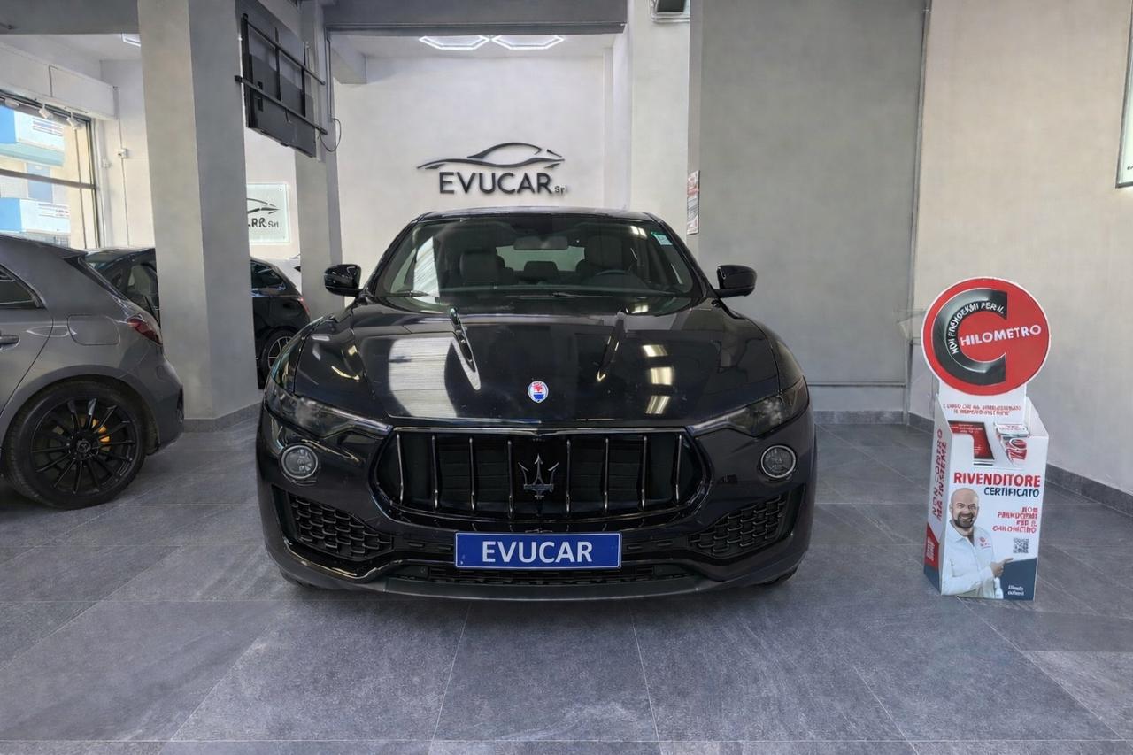 Maserati Levante V6 Diesel AWD 250cv Nerissimo Edition