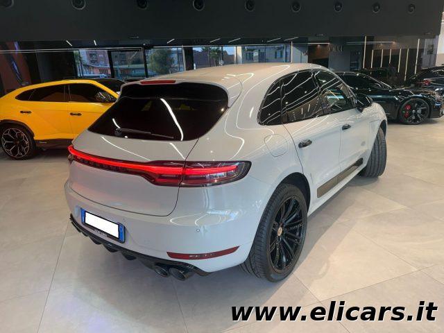 PORSCHE Macan 2.0