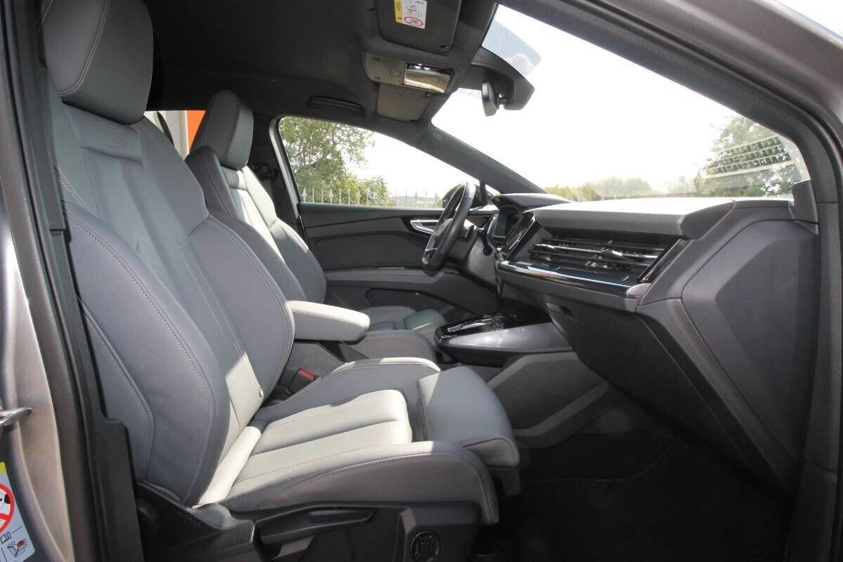 Audi Q4 SPB 50 e-tron S line edition One Bronze 2023