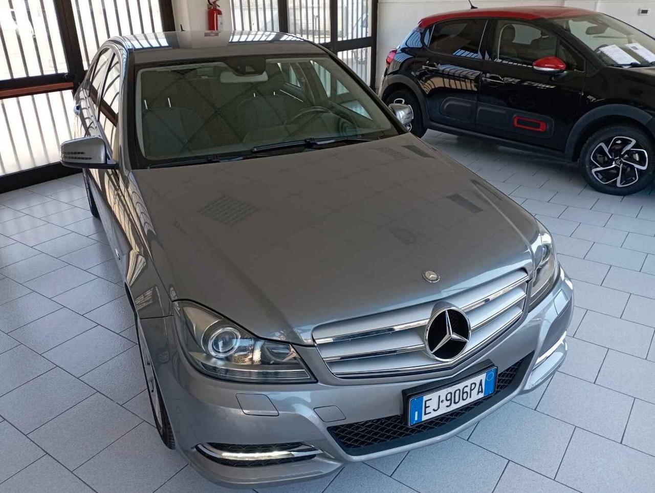 Mercedes-benz C 200 220 CDI BlueEFFICIENCY Elegance