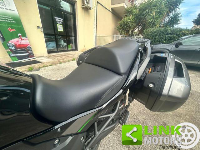 KAWASAKI Versys 1100 S .