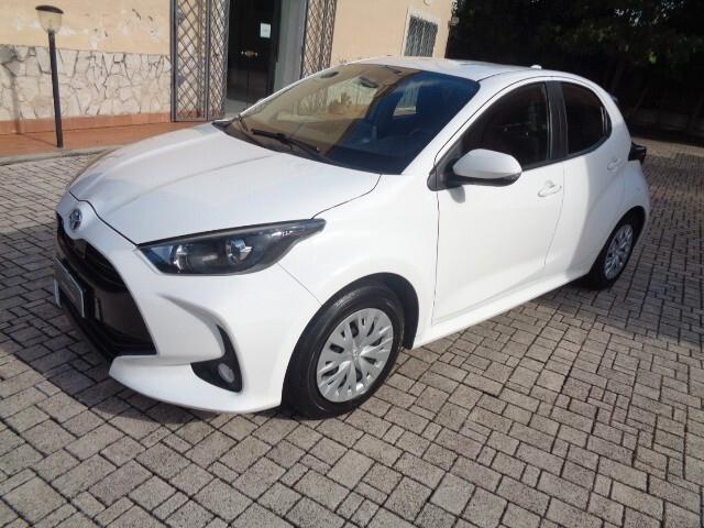 Toyota Yaris 1.5 Hybrid 5 porte Active