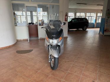 Suzuki Burgman 400