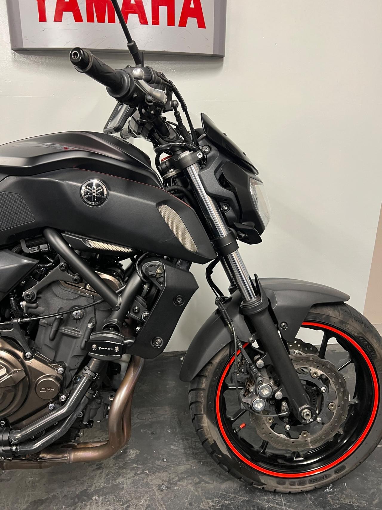 Yamaha MT-07