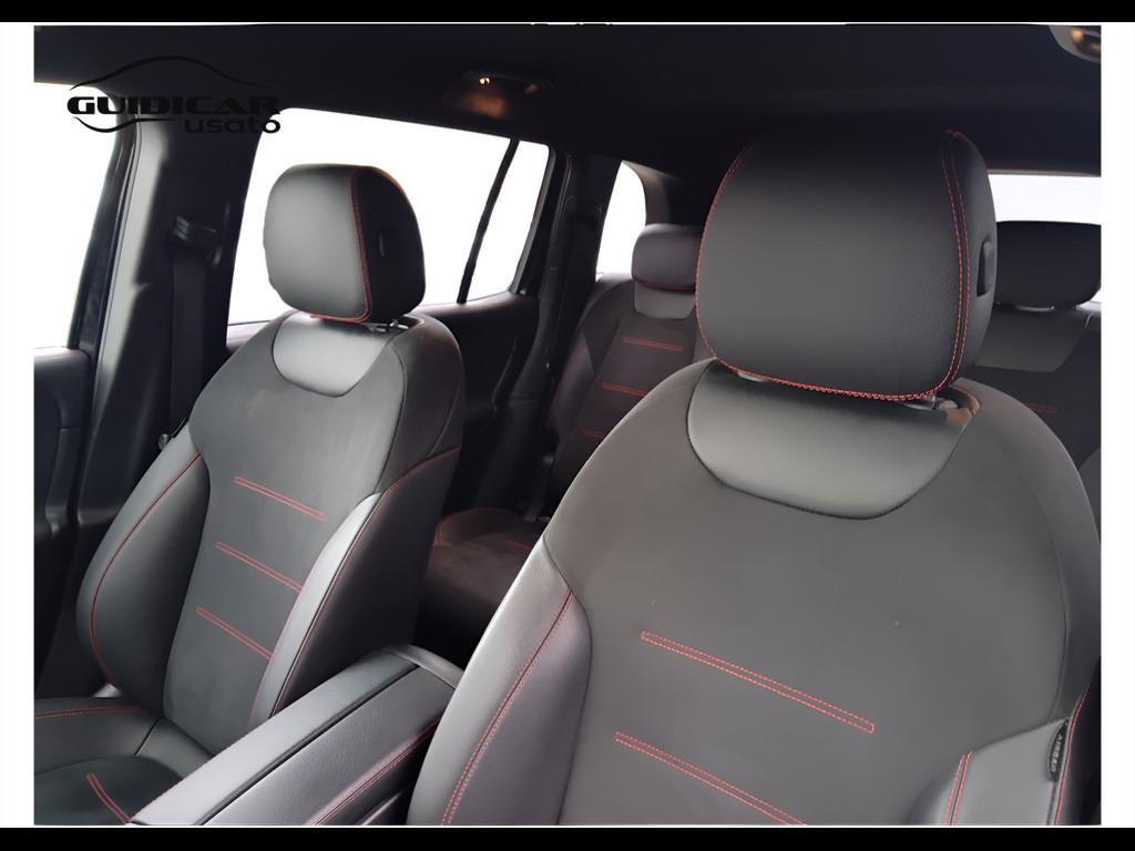 Mercedes-Benz GLB - X247 2019 - GLB 180 d Premium auto