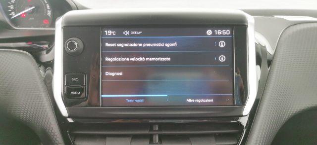PEUGEOT 208 PureTech 82 5 porte Allure