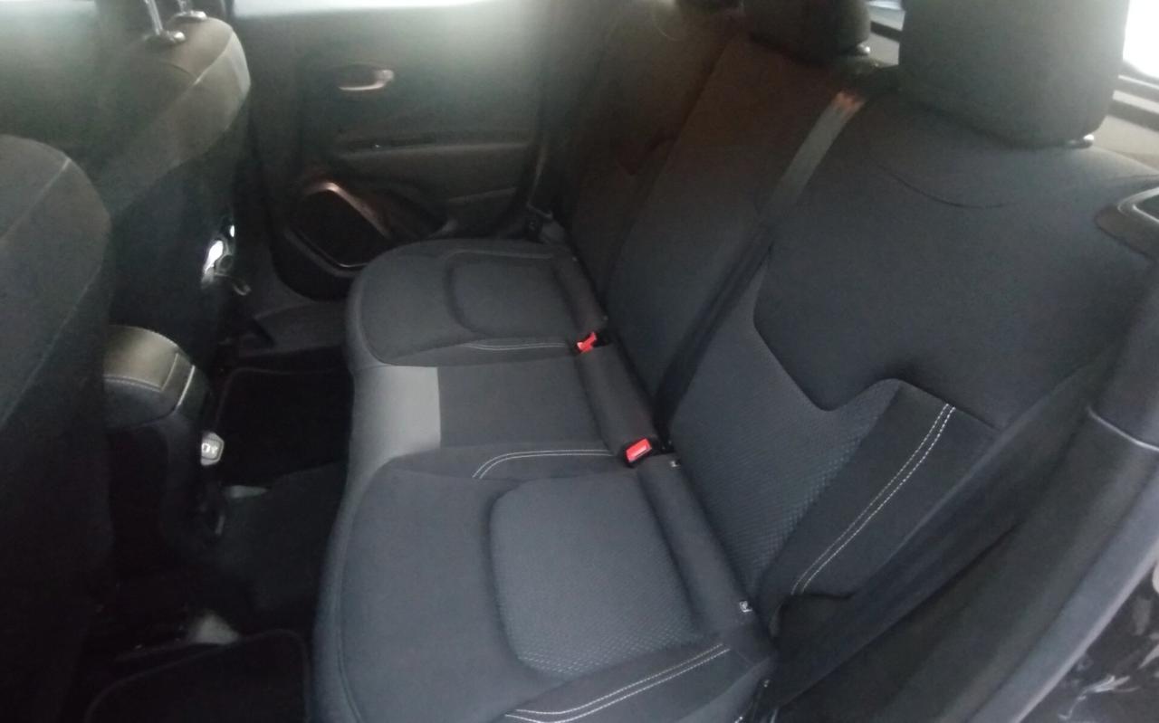 Jeep Renegade 1.3 T4 DDCT Limited