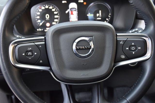 VOLVO XC40 T5 Recharge Plug-in Hybrid Inscription Expression