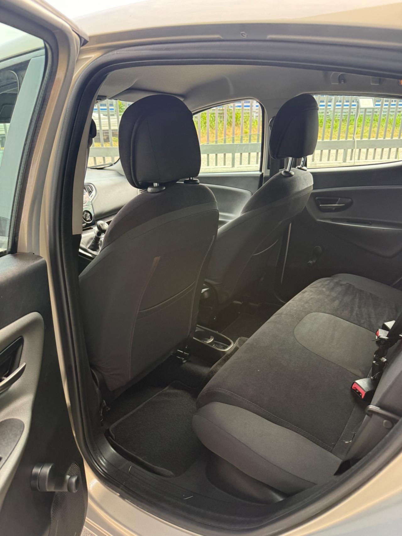 Lancia Ypsilon 1.2 69 CV 5 porte GPL Ecochic Gold