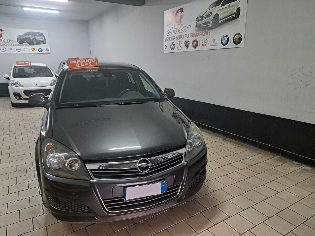 Opel Astra Opel astra 1.6 sw gpl 2010
