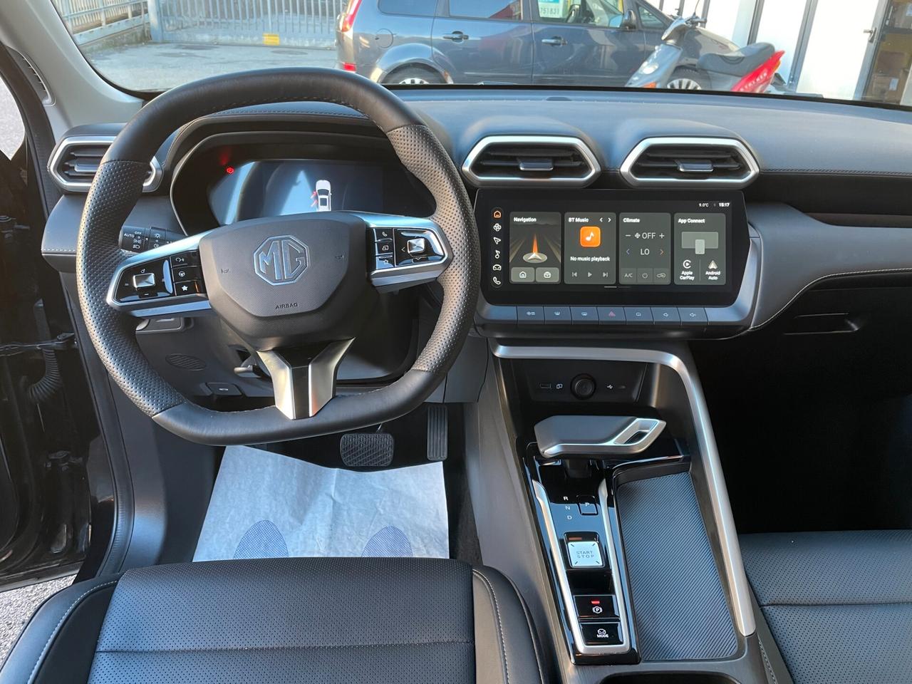 Mg ZS Hybrid+ Luxury