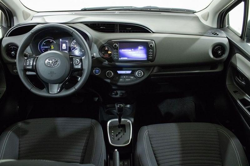 Toyota Yaris 1.5 Hybrid 73cv Business
