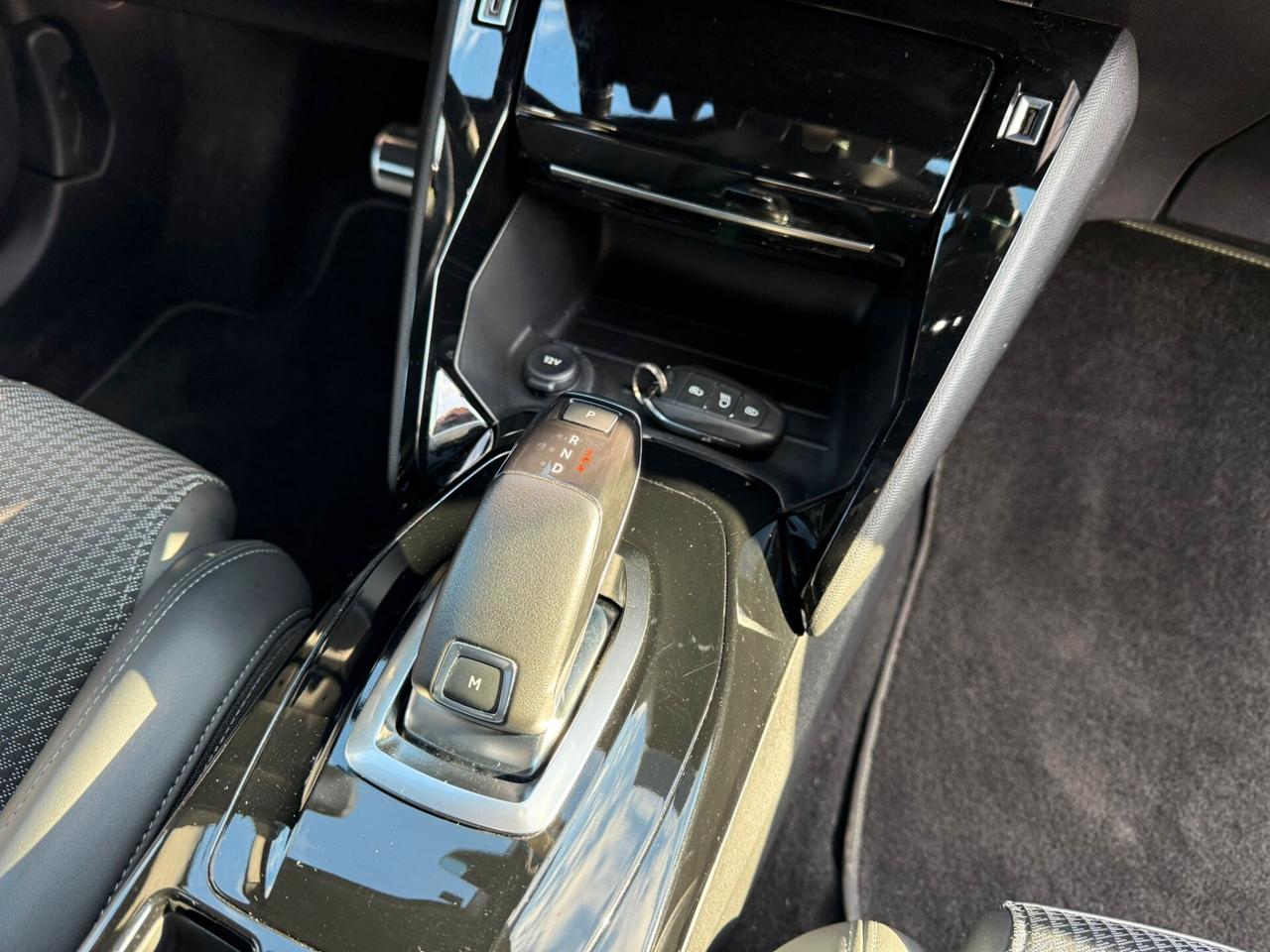 PEUGEOT 2008 GT-LINE 1.5BlueHDI 130CV EAT8 EURO6D