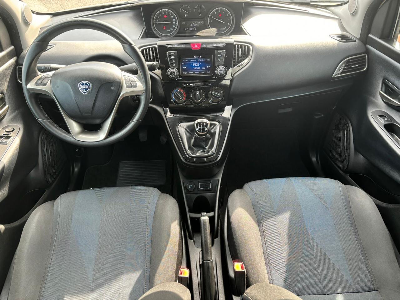 Lancia Ypsilon 1.2 69 CV 5 porte Gold