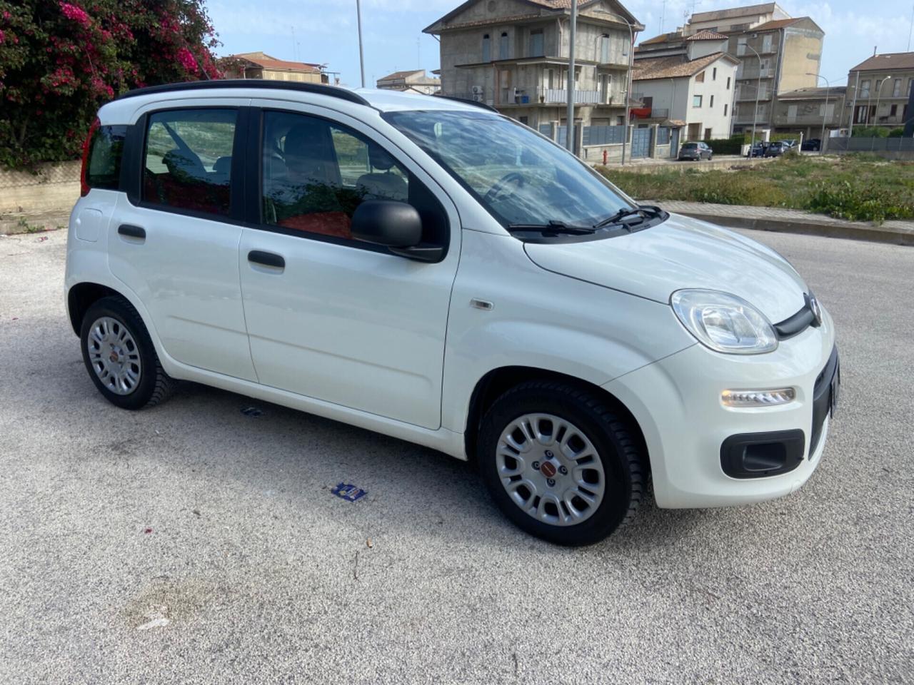 Fiat Panda 1.2 cv 70 longe 2017 posti 5