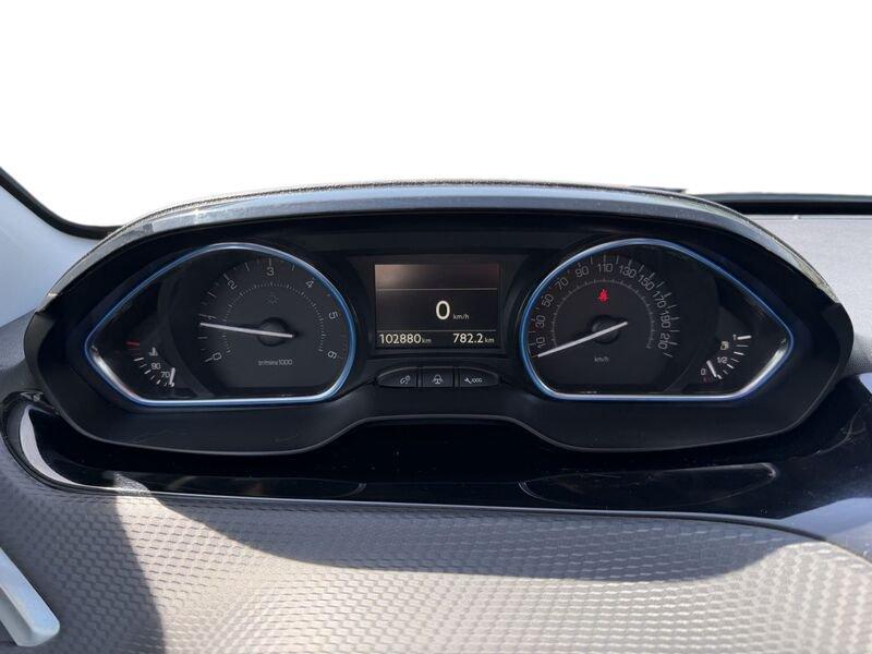 Peugeot 2008 2008 1.6 bluehdi Allure 100cv my16