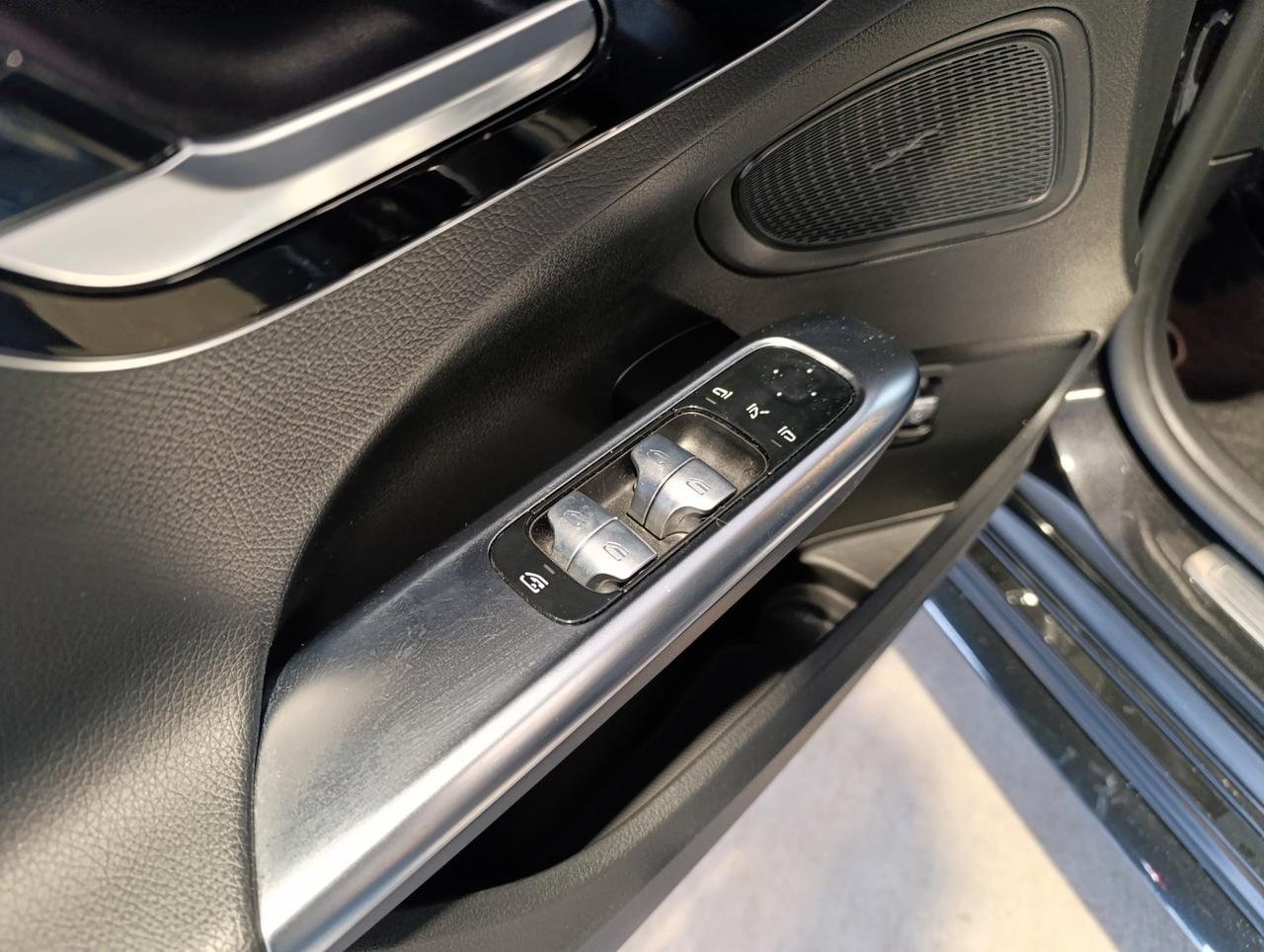 Mercedes C 300 e Plug-in hybrid Premium 9G-Tronic Station Wagon