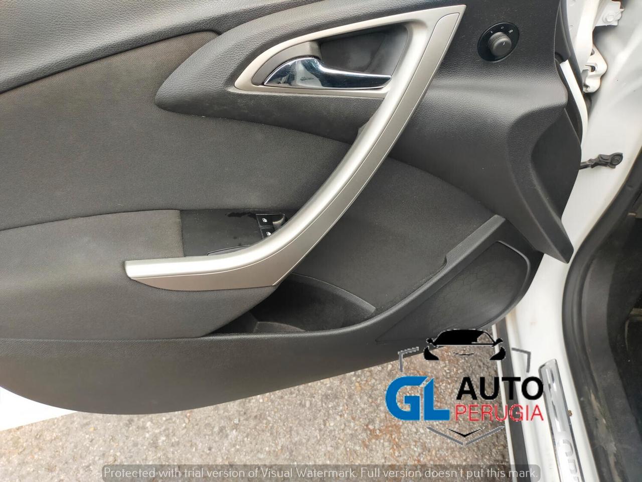 Opel Astra 1.4 Sports Tourer anche per neopatentati