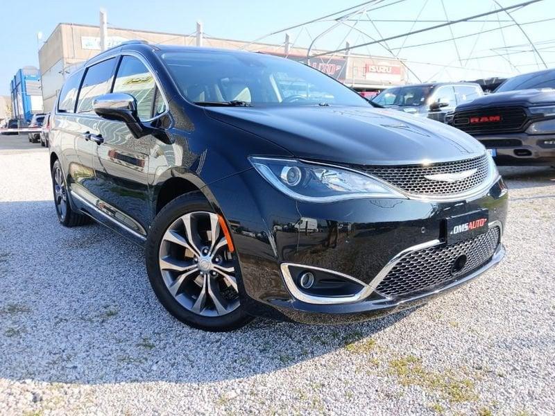 Chrysler Pacifica 3.6L V6 Limited 7 posti