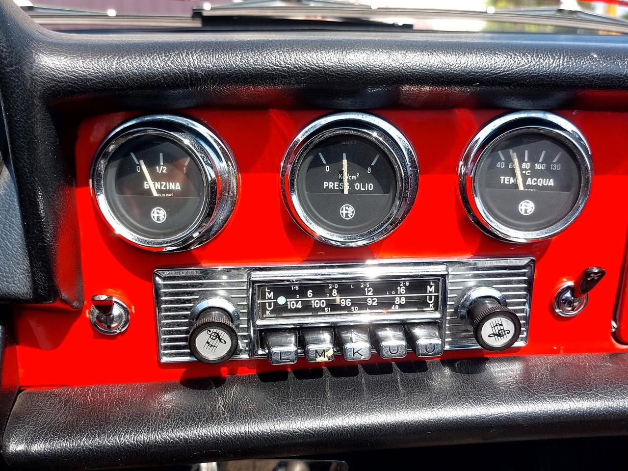 Alfa Romeo Spider Duetto 1600 Osso di Seppia del 1966