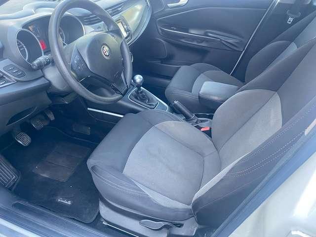 Alfa Romeo Giulietta Giulietta III 2010 1.4 tb Progression 105cv E6