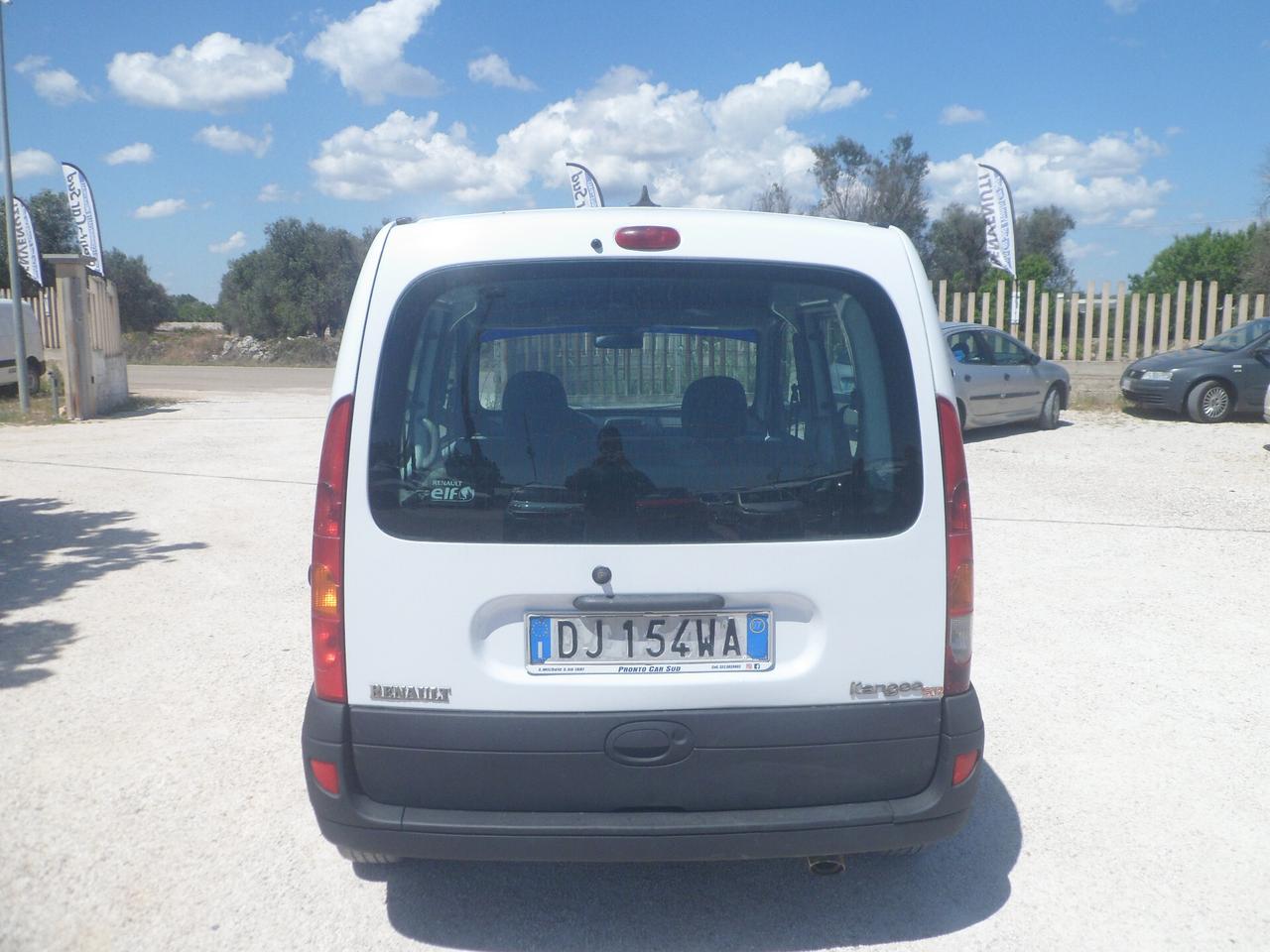 Renault Kangoo 5 posti autovettura