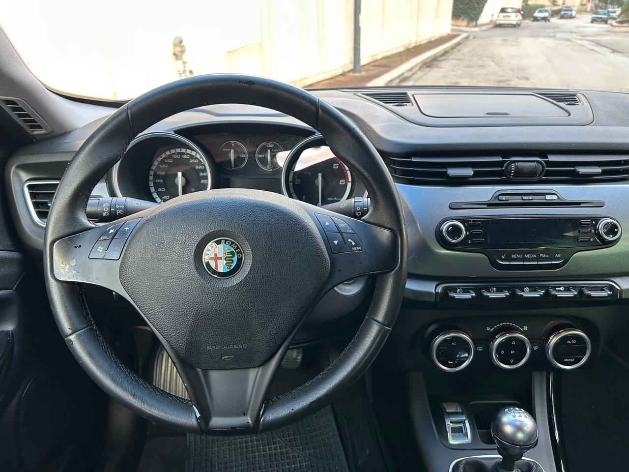 Alfa Romeo Giulietta 1.6 JTDm garanzia 12 mesi