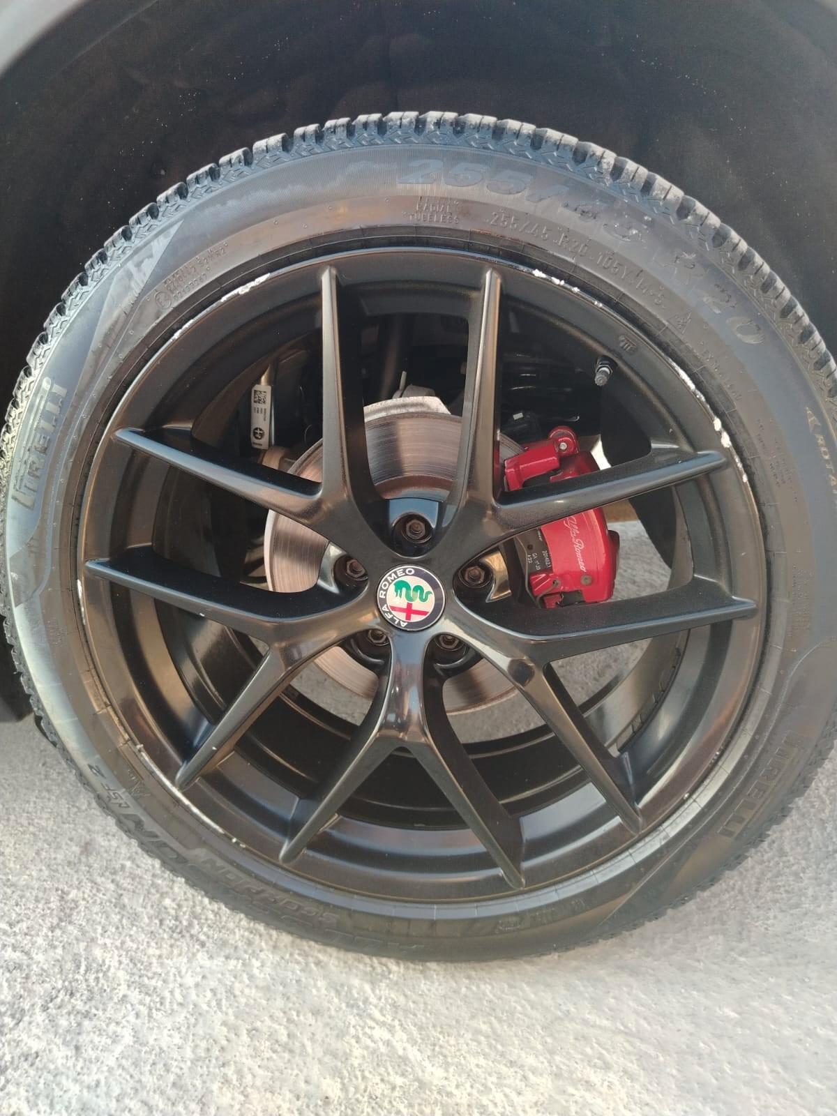 Alfa Romeo Stelvio 2.2 Turbodiesel 210 CV AT8 Q4 Executive