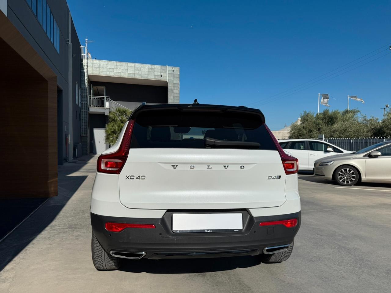Volvo XC40 D4 AWD Geartronic R-design