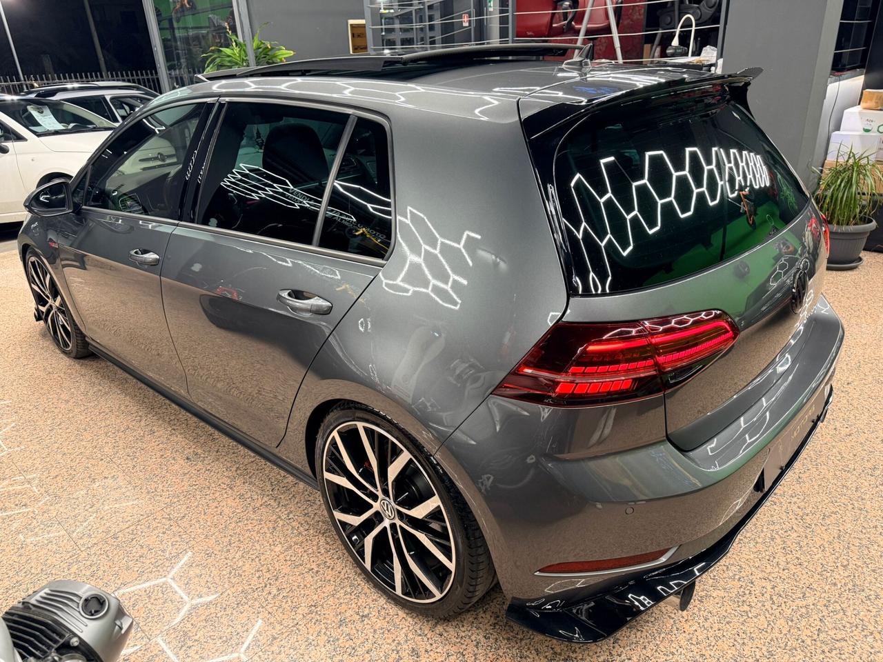 Volkswagen Golf GTI PERFORMANCE TSI 230CV DSG