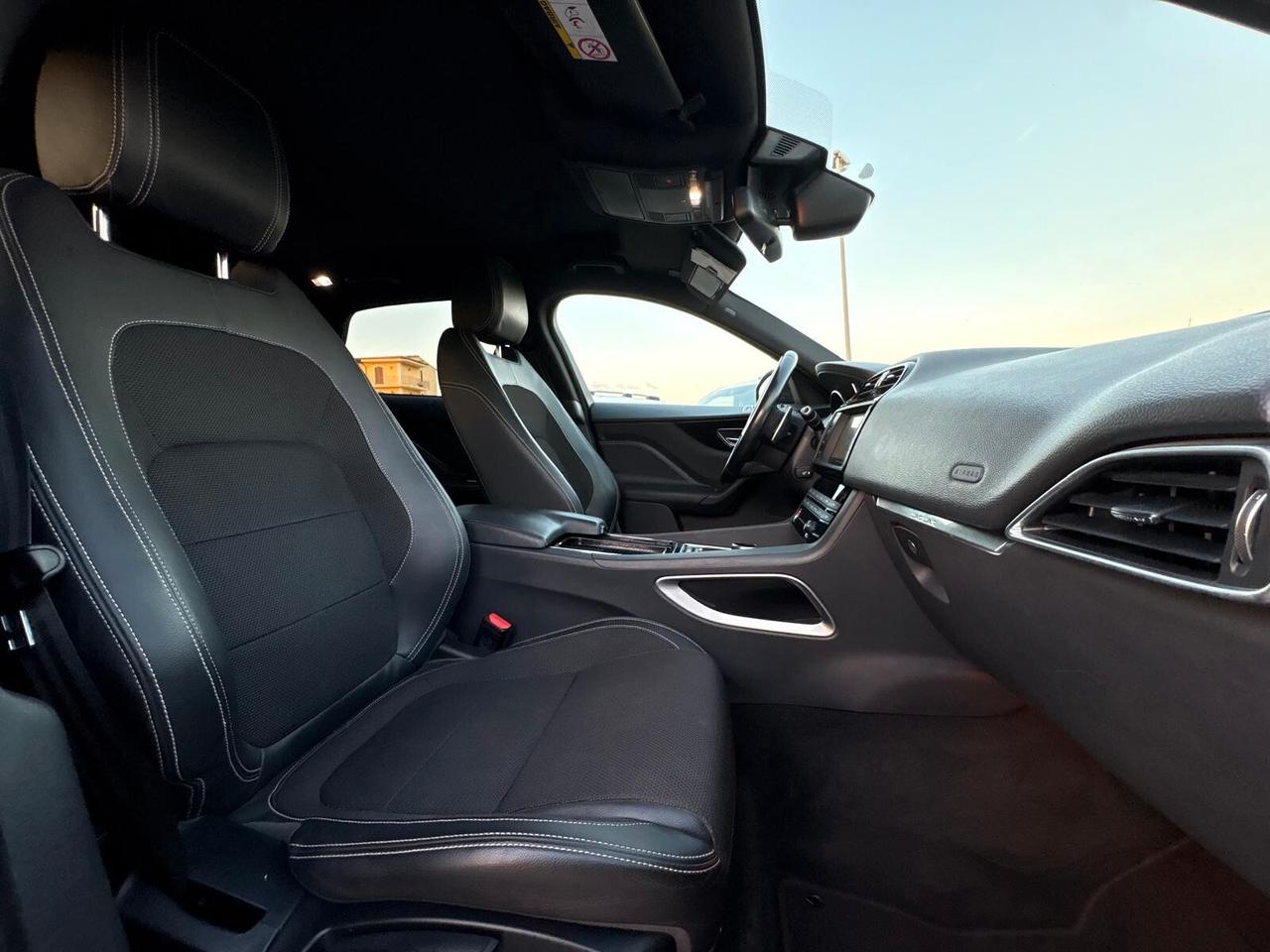 Jaguar F-Pace 2.0 D 180 CV aut. R-Sport