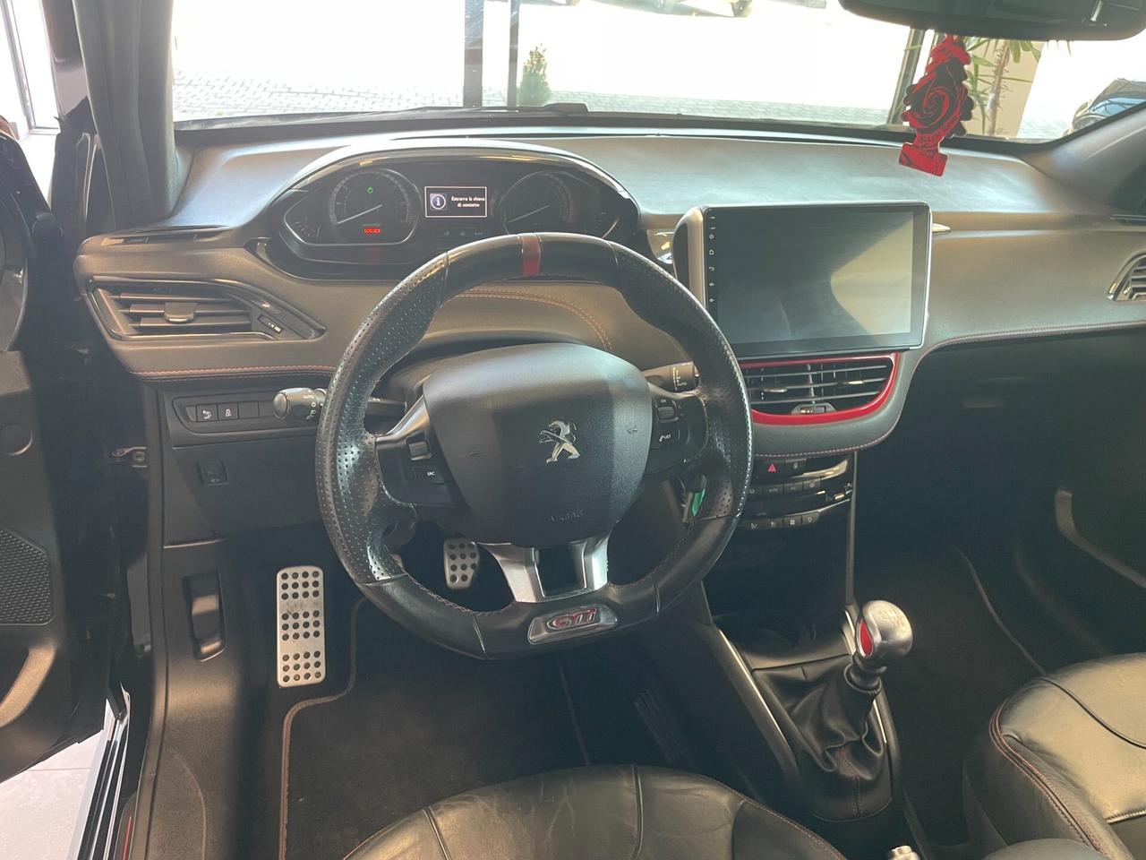 Peugeot 208 1.6 THP 200 CV 3 porte GTi