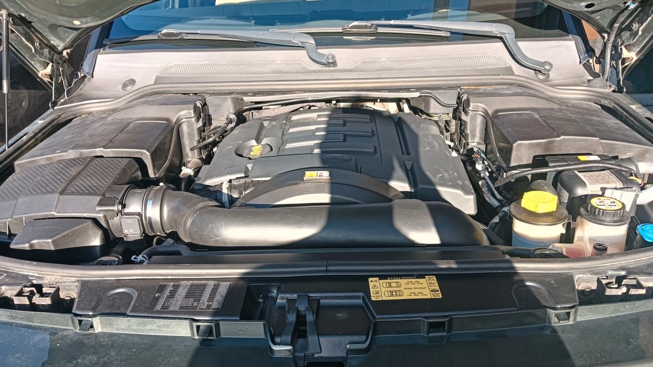 Land Rover Discovery 3 2.7 TDV6 HSE